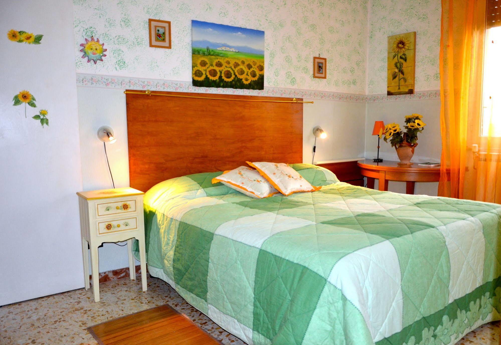 Bed and Breakfast Emily Stroncone Экстерьер фото